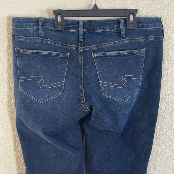 Silver Jeans Tuesday Slim Bootcut Size 34/34 brand new without tags - Picture 4 of 8